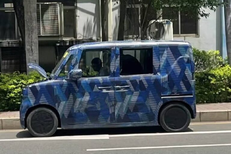 智慧农机绘就“三夏丰景图”